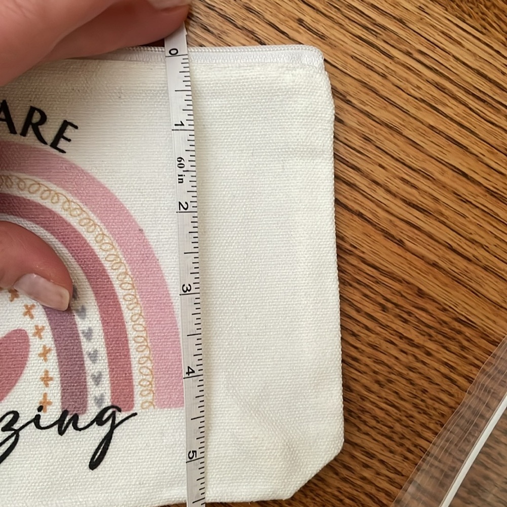 “You are Amazing” pouch NWOT Free with bundle - Picture 4 of 4